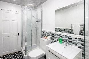 Cosy Three Bedroom Terrace Rishton Vacation rental in Ribble Valley District