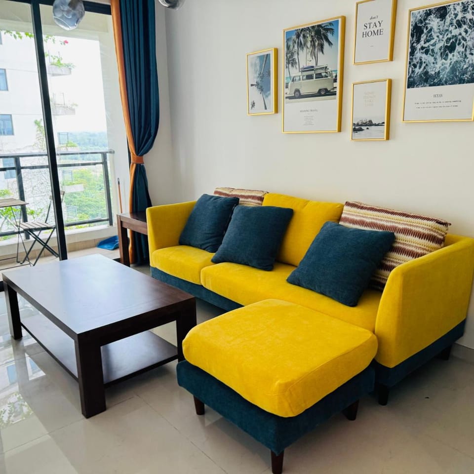 Cozy 2B1R condo Forest City Apartment in Johor