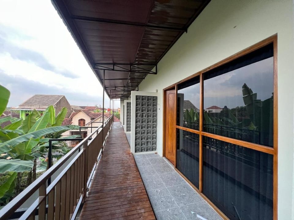 Nofrah House Syariah Mitra RedDoorz Hotel in Special Region of Yogyakarta