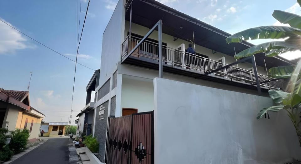 Nofrah House Syariah Mitra RedDoorz Hotel in Special Region of Yogyakarta