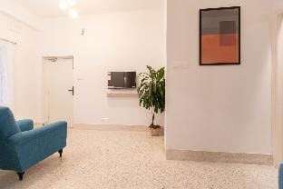 Full Studio at Deshapriya Park Vacation rental in Kolkata