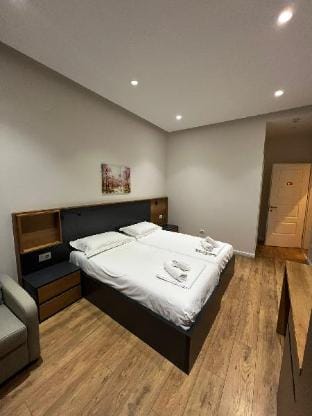 Urban Room 3 Vacation rental in Tirana
