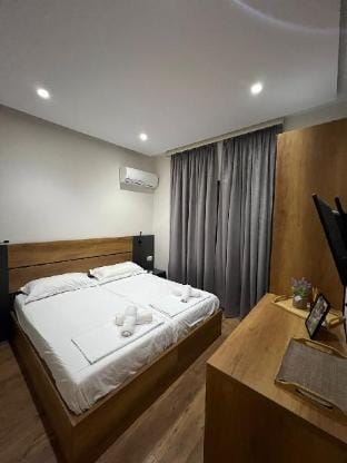 Urban Room 1 Vacation rental in Tirana