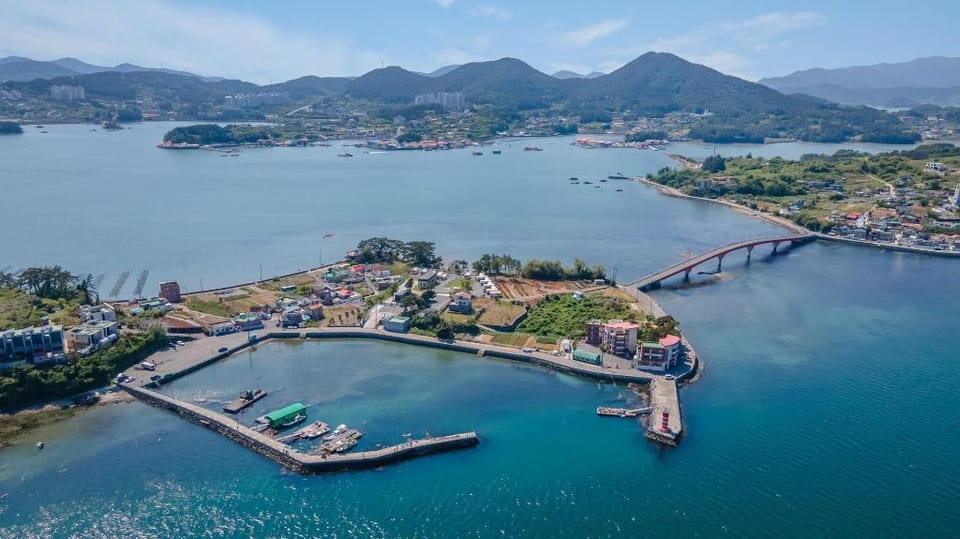 tongyeong haegando pension Vacation rental in South Korea