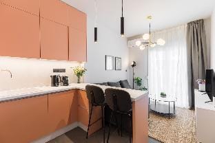 Paloma by halu!: 1-BD apartment, street view Vacation rental in Thessaloniki