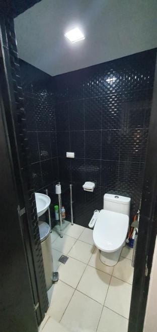 Lucky Home @ Breeze Residences  Apartment in Pasay