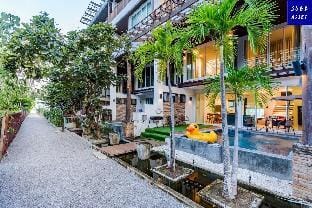 Poolvilla for 15 Persons | 80 m. Walk to The Beach Villa in Thailand