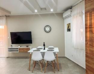 Family 1bdr apartment, city view Apartment in Kotor Municipality