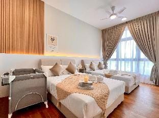 Paradigm Residence, Pleasant by Guesthouse (9pax) Vacation rental in Johor Bahru