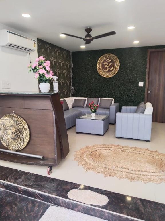Hotel Divine India Noida Sector 135 Hotel in Noida