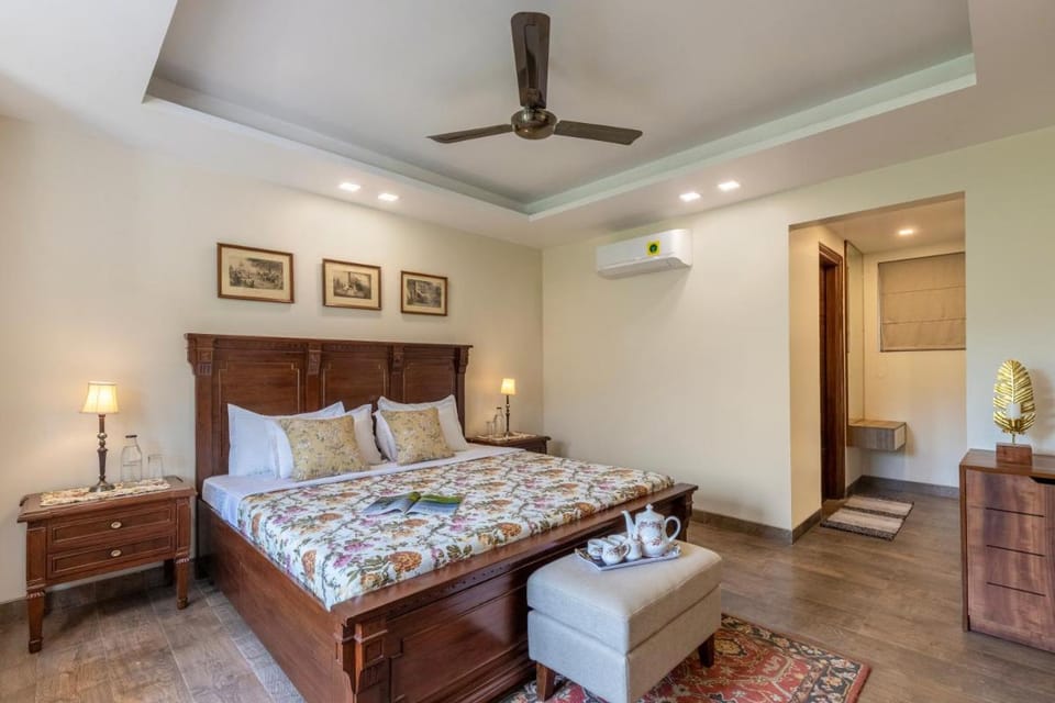 ELIVAAS Wisteria luxe 4BHK Entire Home in Kasauli Villa in Himachal Pradesh