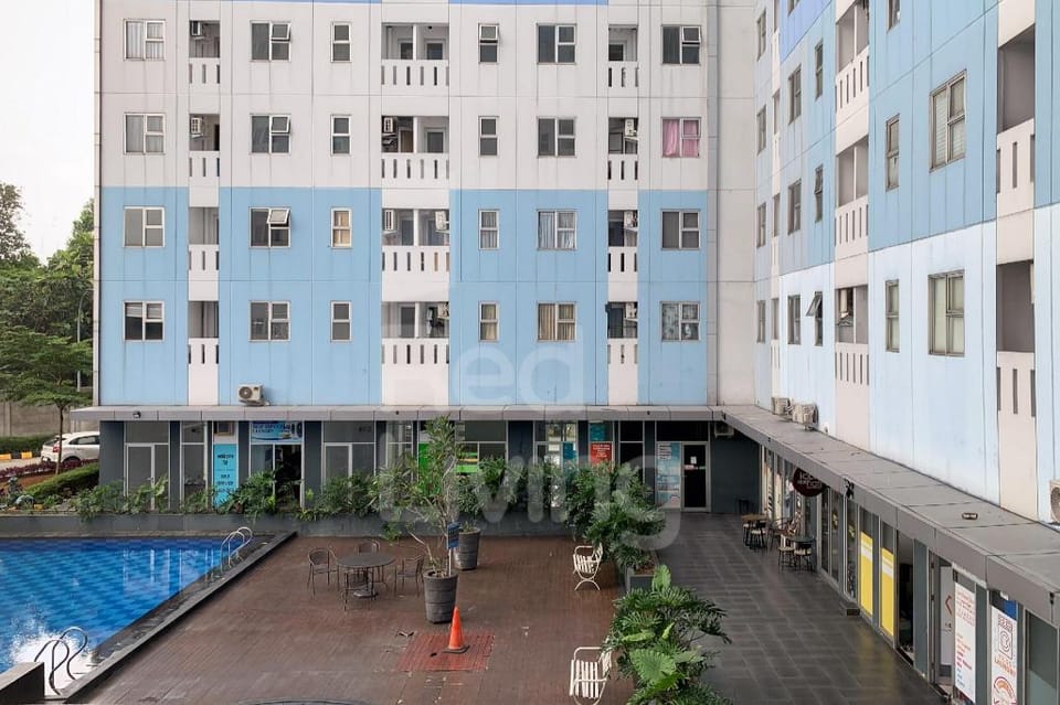 RedLiving Apartemen Urbantown Serpong - Aurora Rooms Apartment in Jakarta