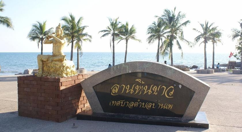 Sammy Seaview Beach Front Apartment Maerumphueng Vacation rental in Chon Buri Changwat