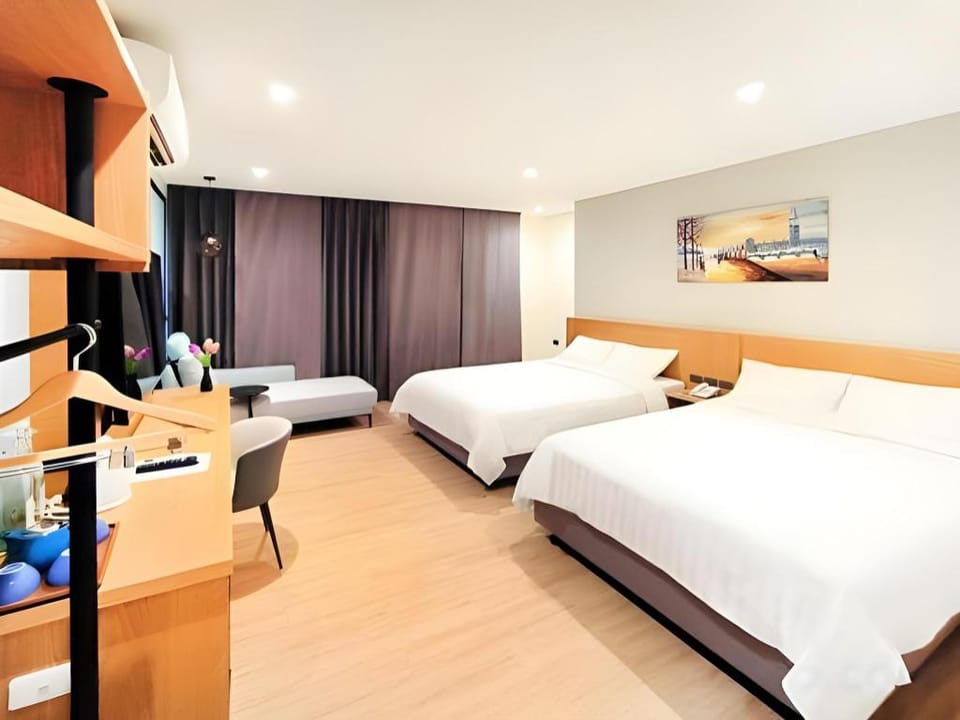 Sunlake Hotel Bed and Breakfast in Taiwan, Province of China