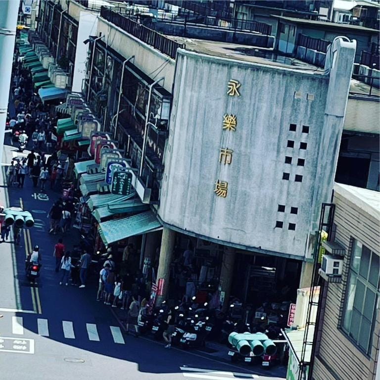 Long Lang Hotel  Bed and Breakfast in Kaohsiung