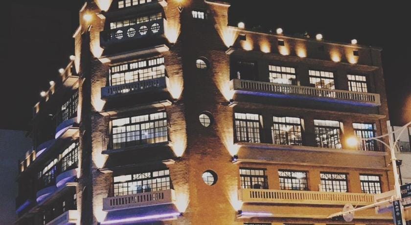 Long Lang Hotel  Bed and Breakfast in Kaohsiung