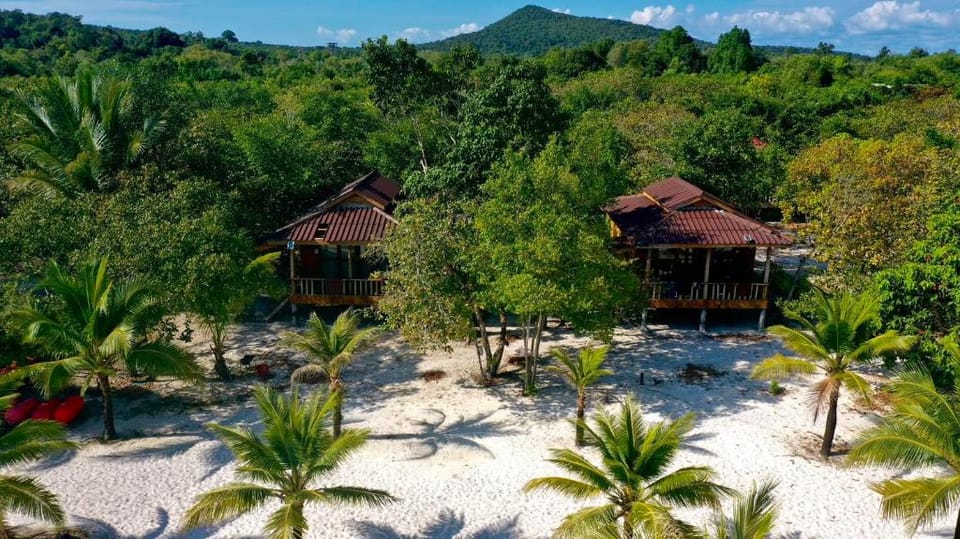 Koh Rong Beach Hostel and Bungalows Hostel in Sihanoukville