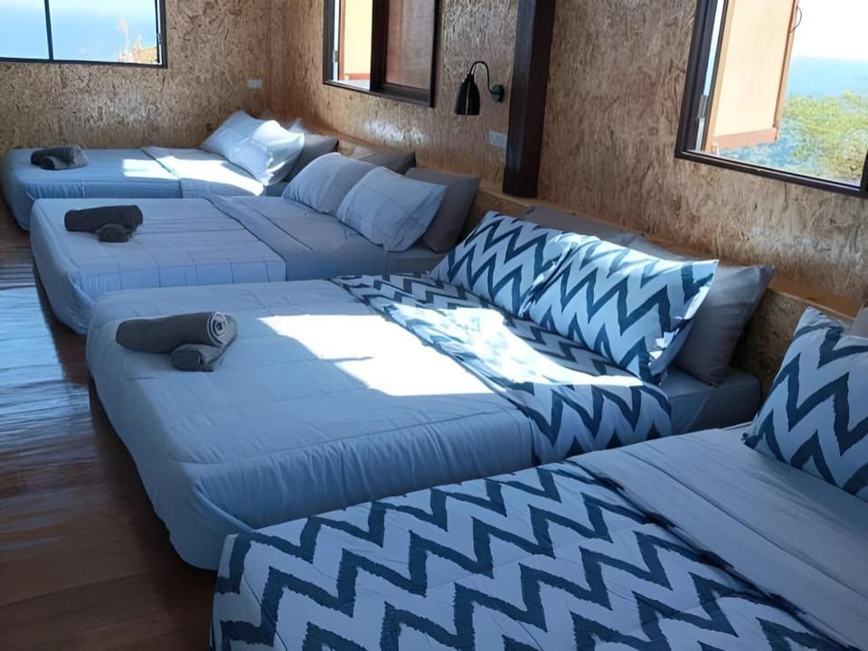 Parinya Hill Homestay & Cafe Vacation rental in Pattaya City