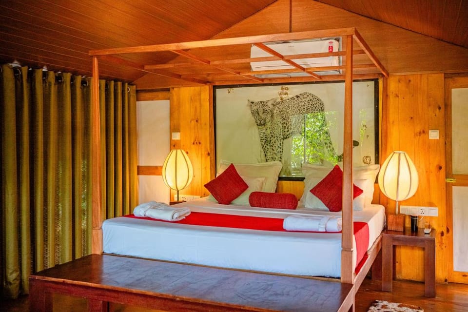 Lowin Yala Hotel in Southern Province