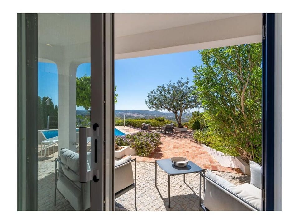Casa Monte Algarve Comfortable holiday residence Villa in Loulé