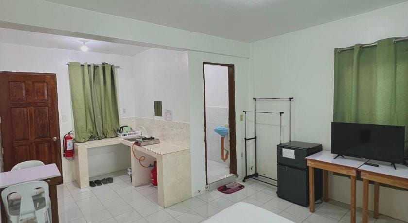 RB Baruiz "Hideaway" Inn - Cebu South Hotel in Central Visayas