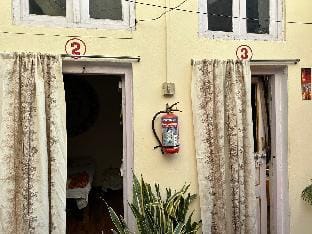 Mishra Ganesh Shankar Homestay Apartment in Varanasi
