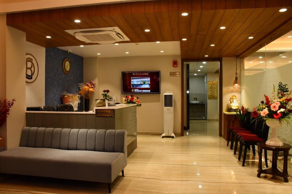 HOTEL OCEAN BREEZE, Bhopal Hotel in India