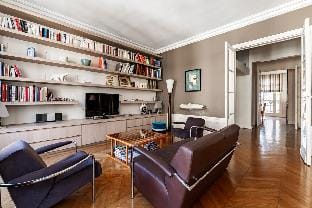 Luxury Home - Trocadero/Muette Apartment in Paris