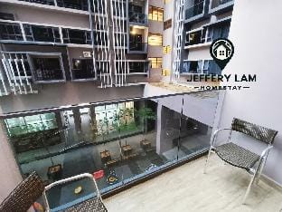 Imperio A15 Poolview 2 Pax - Balcony TV Box Apartment in Malacca