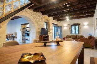 Traditional Villa in fres Villa in Crete