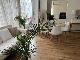Stylish 1-bedroom condo close to exhibition square Apartment in Basel