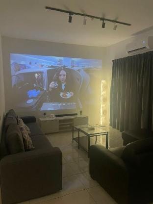 SetiaAlam Indah 4BR Landed 3km-SetiaCityConvention Vacation rental in Selangor, Malaysia