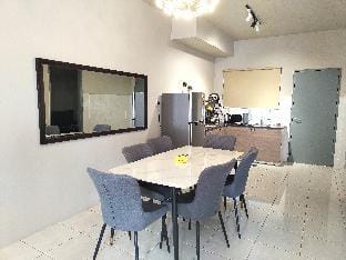 SetiaAlam Indah 4BR Landed 3km-SetiaCityConvention Vacation rental in Selangor, Malaysia