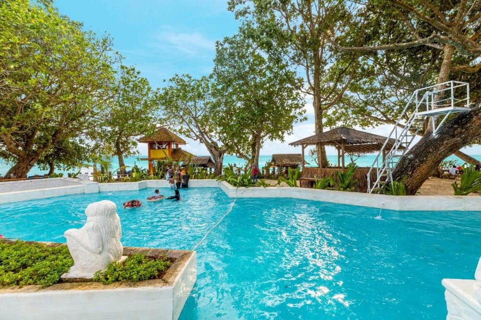 Ocean Beach Villas - Formerly Carita Beach Kondominium Hotel in Indonesia
