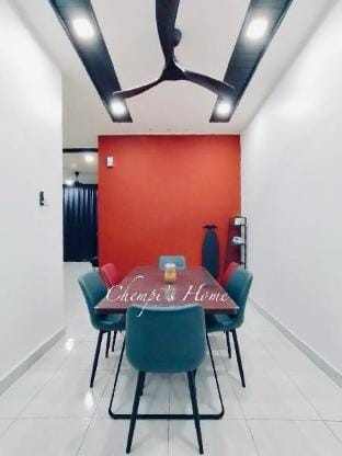 Chempi’s Home Apartment in Selangor, Malaysia