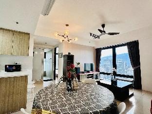 Tropical Macalister218 Homestay9pax@Gtown M275 CH  Vacation rental in George Town