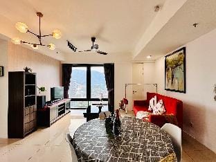 Tropical Macalister218 Homestay9pax@Gtown M275 CH  Vacation rental in George Town