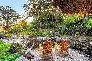 Lhong Chiang Dao Glamping Luxury tent in Thailand