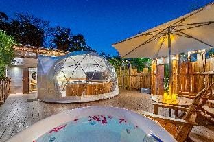 Lhong Chiang Dao Glamping Luxury tent in Thailand