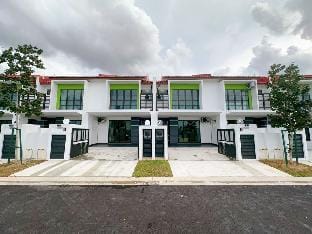 Tebrau Houses Vacation rental in Johor Bahru