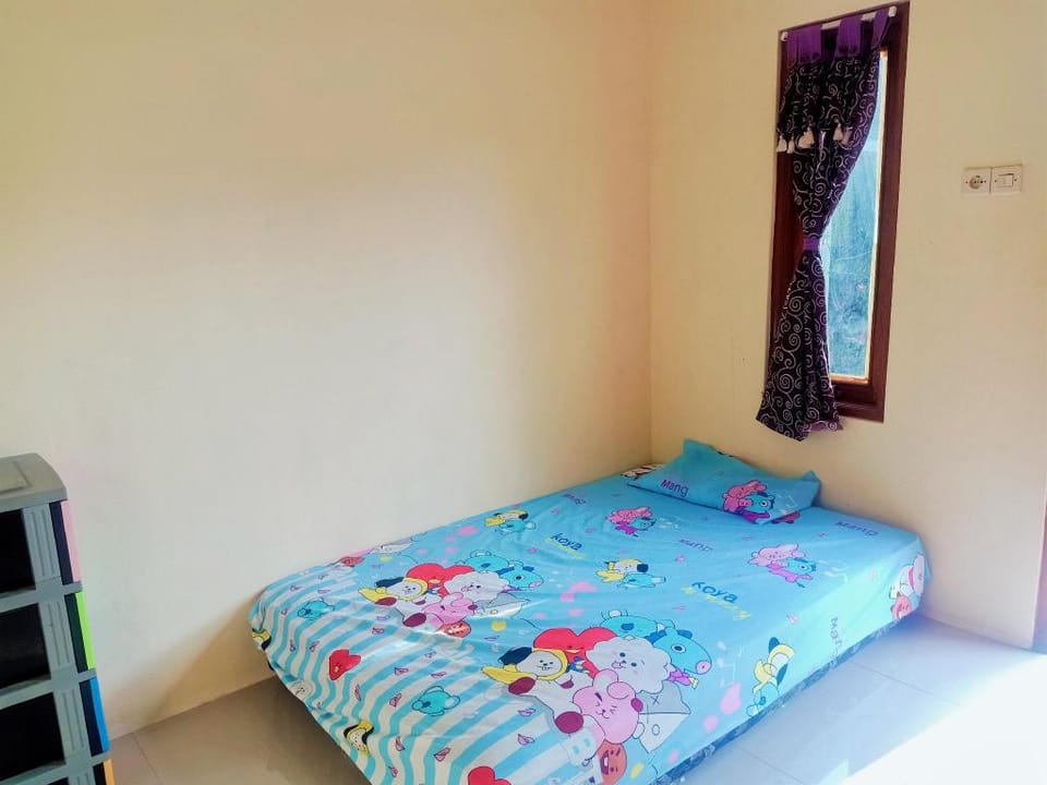 Kost dan penginapan Lia Olin Bantul. Hotel in Special Region of Yogyakarta