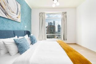 Lux BnB Burj Views Tower I City Views Apartment in Dubai