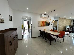 Căn hộ Hado 3-bedroom apartment, close to Quan 1 Vacation rental in Ho Chi Minh City