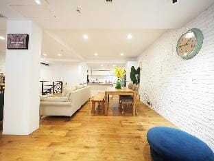 Timeless Comfort - 4BR 2Bath /Feb-trial Vacation rental in Taipei City
