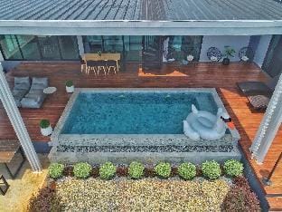 Baan The View  Pool Villa-บ้านเดอะวิว พูลวิลล่า Villa in Thailand
