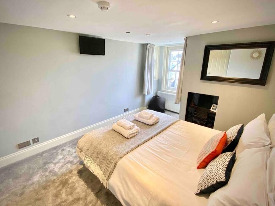 Georgian Loft Apartment - Central Bath Apartment in Bath