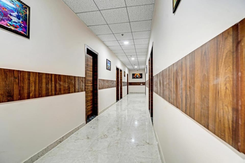Hotel O by OYO Lord King Hotel Hotel in Delhi