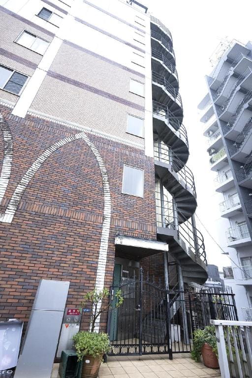NEW  最寄駅から新宿まで7分、渋谷まで9分、ホテルまでは徒歩4分！バルコニーあり！ Apartment in Shinjuku