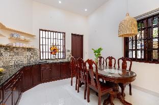 Hoàng My Villa - 25 Lạc Long Quân - 8 phòng ngủ Apartment in Vung Tau