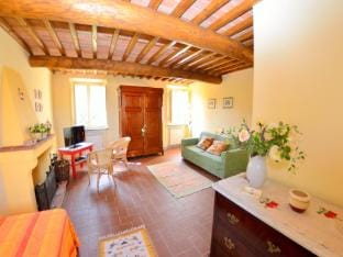 Holiday Home in Pescaglia near Tuscan Vineyards Vacation rental in Capannori